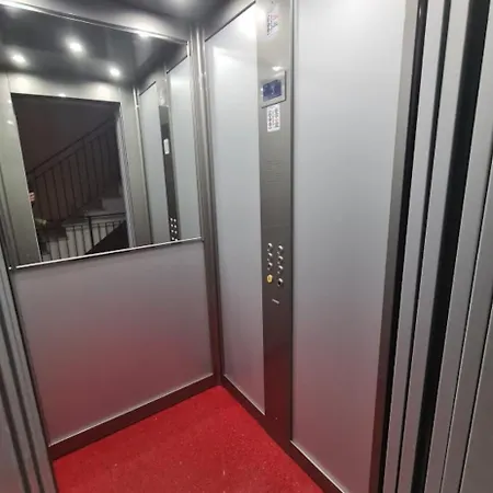 San Lorenzo Urban - Center شقة *